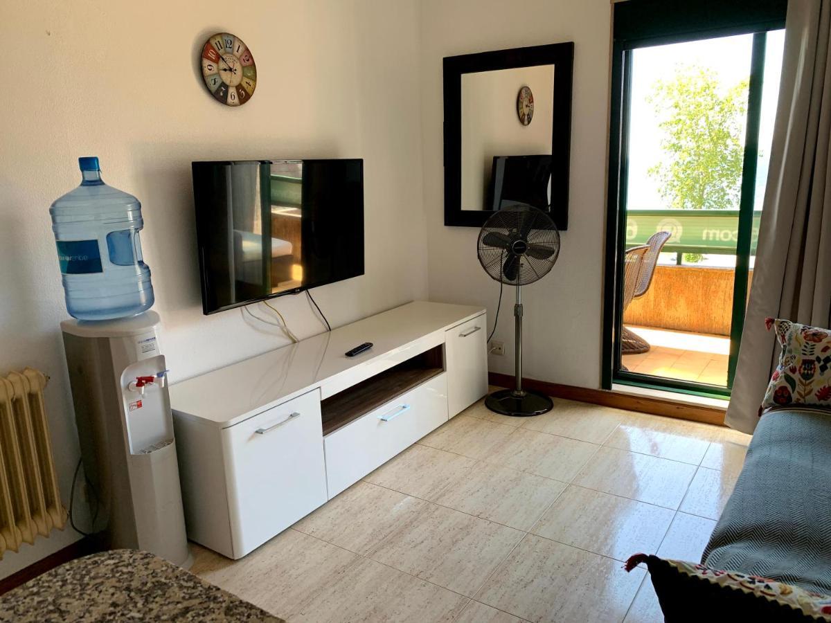 Apartamentos En Playa De Samil Primera Linea De Playa Pe Na Areia Vigo Dış mekan fotoğraf