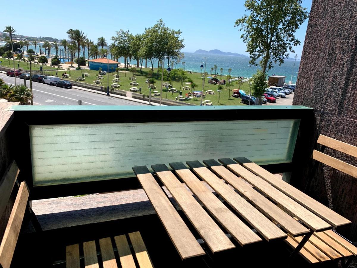 Apartamentos En Playa De Samil Primera Linea De Playa Pe Na Areia Vigo Dış mekan fotoğraf