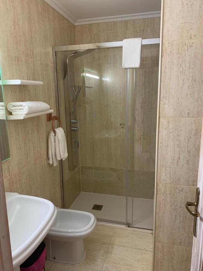 Apartamentos En Playa De Samil Primera Linea De Playa Pe Na Areia Vigo Dış mekan fotoğraf